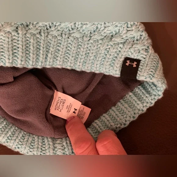 Under Armour Women’s Beanie — Baby Blue - Picture 12 of 14